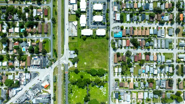 Fl 33004,,1301 SW 12TH AVE DANIA BEACH