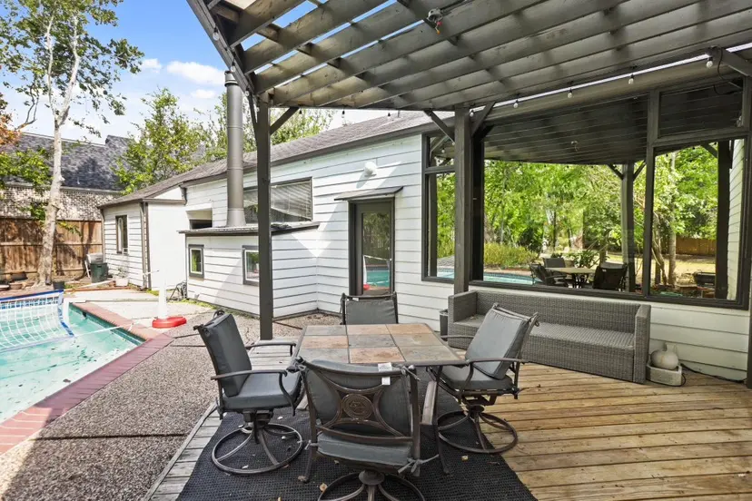 Mulberry Ln, Bellaire, TX 77401