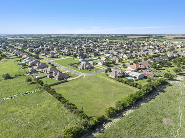 1201 Valhalla Park Robinson, Tx 76706,