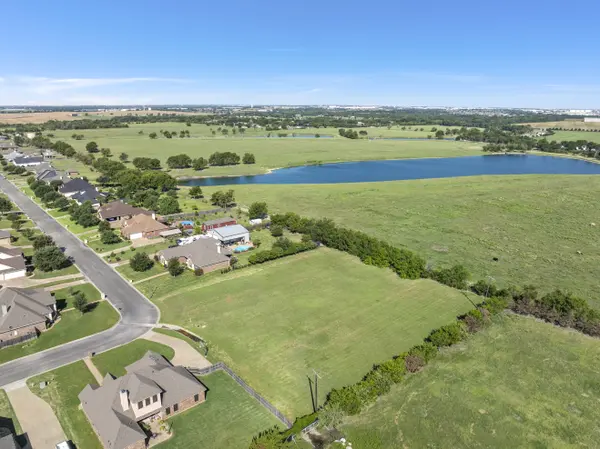 1201 Valhalla Park Robinson, Tx 76706,