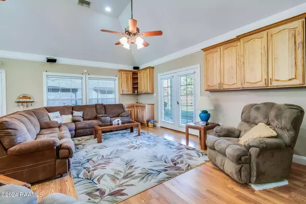 New Iberia, LA 70563-2133,2415 Blue Haven Dr