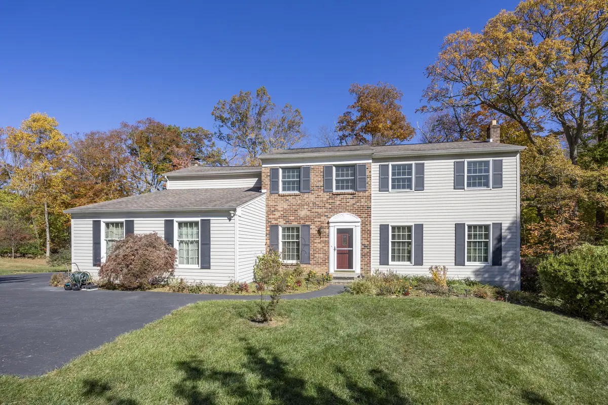 1374 Mark Dr, West Chester, PA 19380-6214