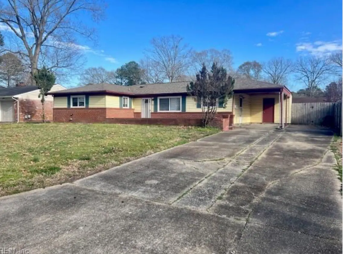 476 Lineberry Rd, Virginia Beach, VA 23452-5322