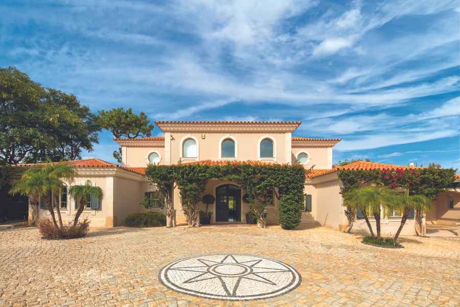 Classic Villa Overlooking a Golf Course in Quinta do Lago Algarve #QPSA/POR, Portugal, 