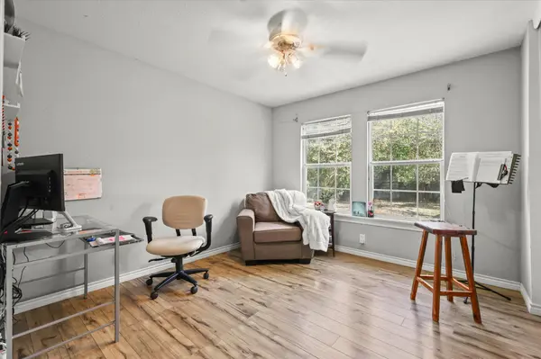 1513 Kelly Ter, Arlington, TX 76010-4543