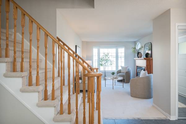 1142 Deacon Dr, Milton, ON L9T 5T3