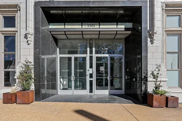 1501 Locust St #502, St Louis, MO 63103-1812