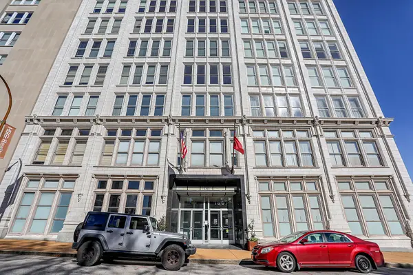 1501 Locust St #502, St Louis, MO 63103-1812