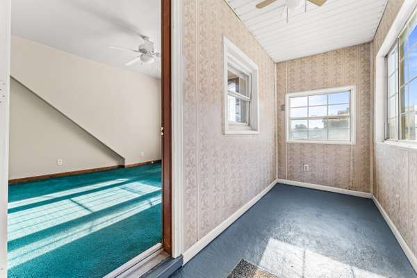 602 N Liberty St, New Castle, PA 16102-1353