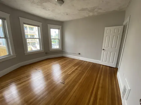 Kingsdale St #2, Boston, MA 02124