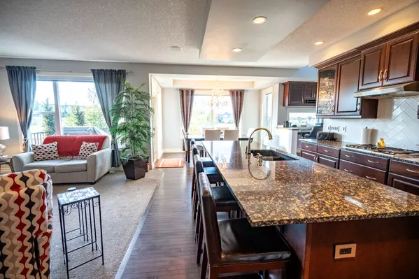 Calgary, AB T3R 0H4,130 Sage Hill Way NW