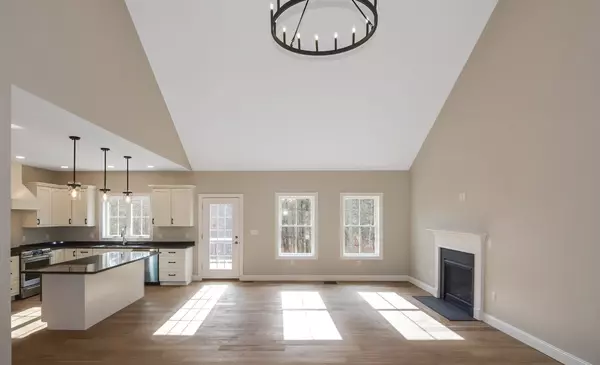 North Brookfield, MA 01535-1702,7 Brickyard Rd
