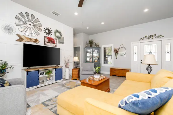 2903 Contour Dr, Spring Branch, TX 78070