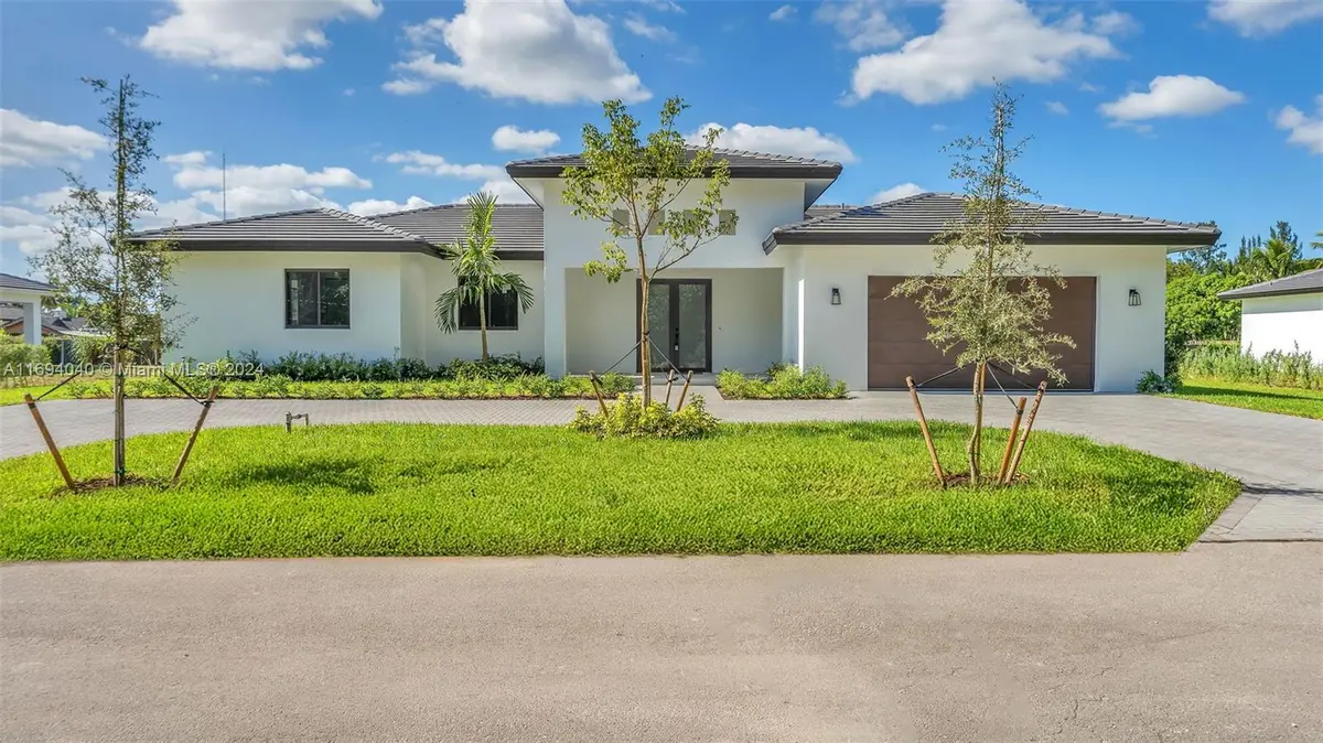 15455 SW 232nd St, Miami, FL 33170-6925