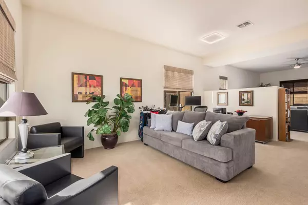 Chandler, AZ 85248-4209,3928 S Greythorne Way