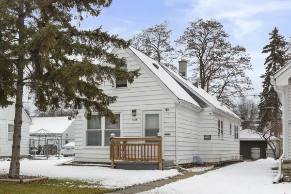 5738 N 38th St, Milwaukee, WI 53209