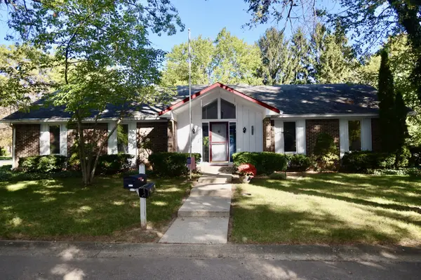 2810 Oglethorpe Ct, Indianapolis, IN 46268-1246