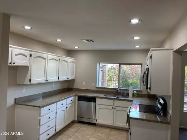 Glendale, AZ 85302-2722,9818 N 43rd Dr