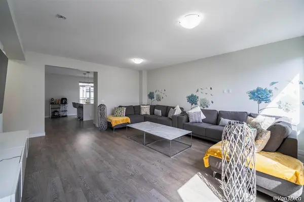 15111 Edmund Dr #147, Surrey, BC V3S 0A5