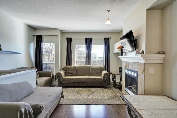 15065 58 Ave #13, Surrey, BC V3S 8Z5