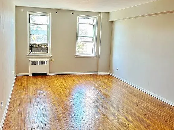 30-11 Parsons Blvd #3A, Flushing, NY 11354
