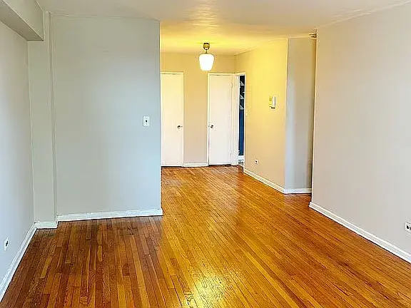 30-11 Parsons Blvd #3A, Flushing, NY 11354