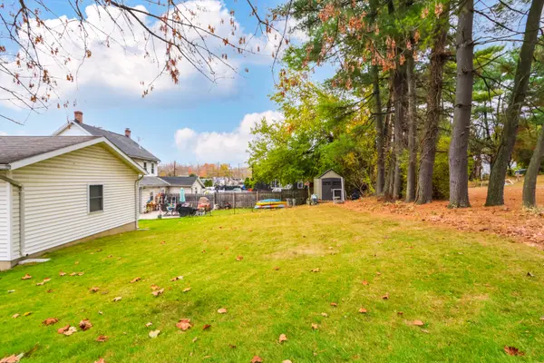 305 Chestnut St, Freemansburg, PA 18017-6866