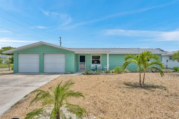 13700 Stacey Dr, Hudson, FL 34667-1561