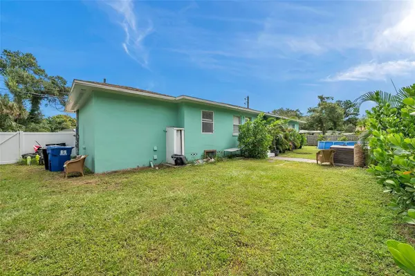 800 61st St N, St Petersburg, FL 33710-7036