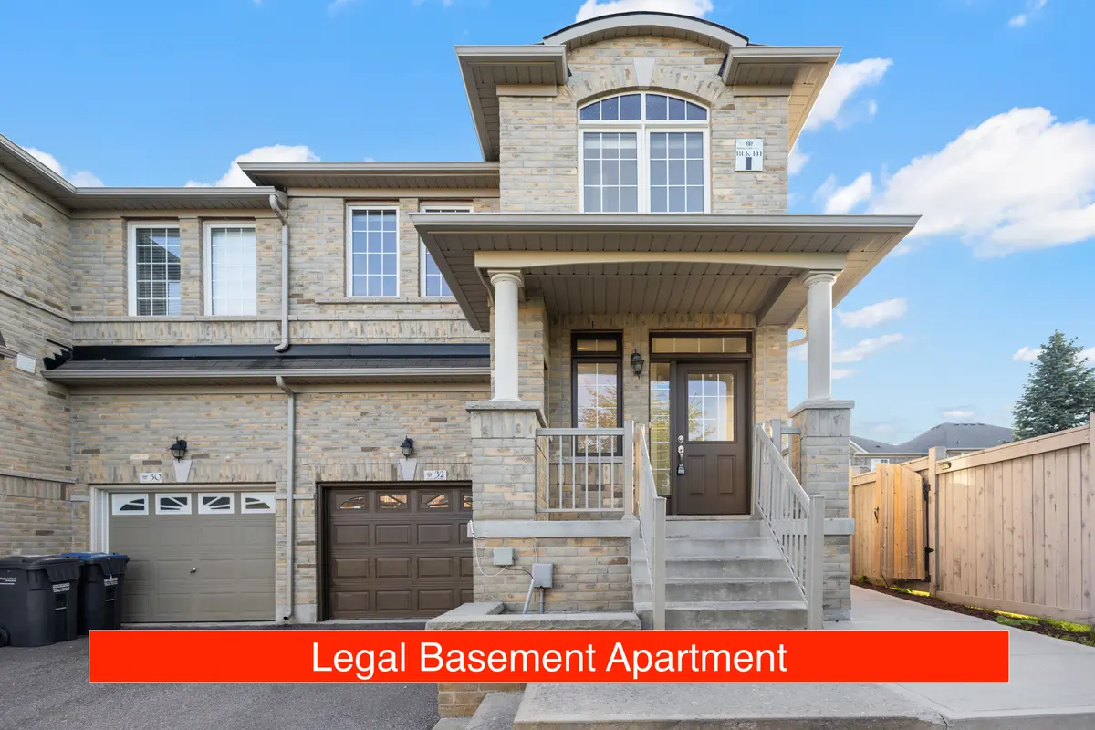 32 Hatton Crt Brampton, On,