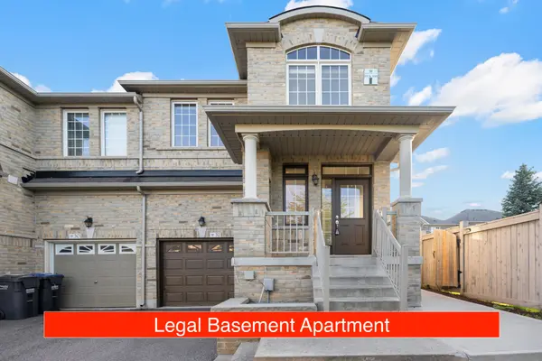 32 Hatton Crt Brampton, On,