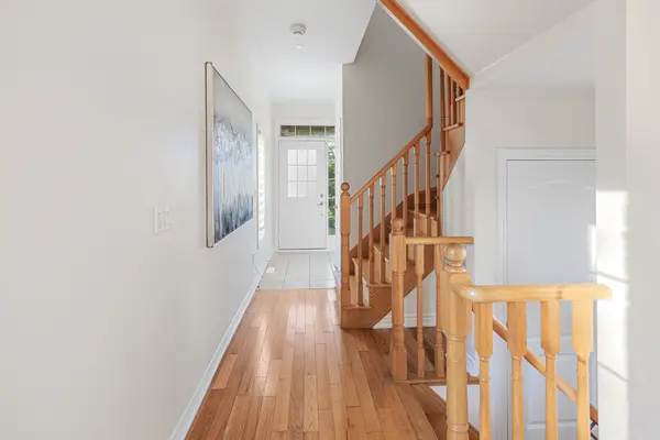32 Hatton Crt Brampton, On,