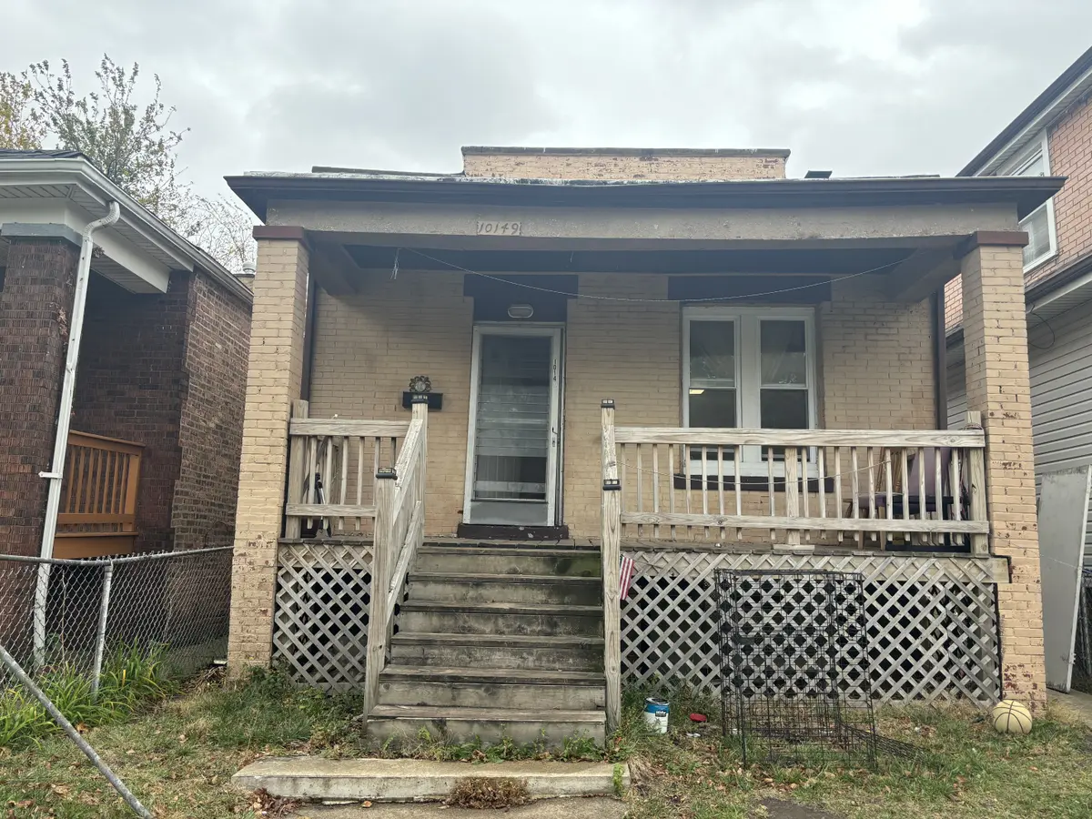 10149 S State St, Chicago, IL 60628-2044