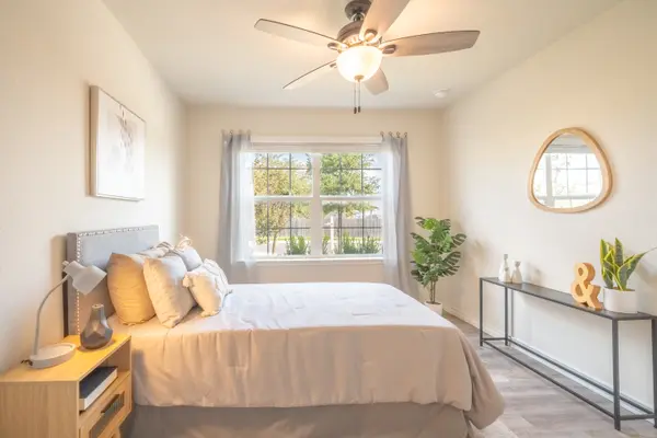851 House Sparrow, San Antonio Texas 78253,