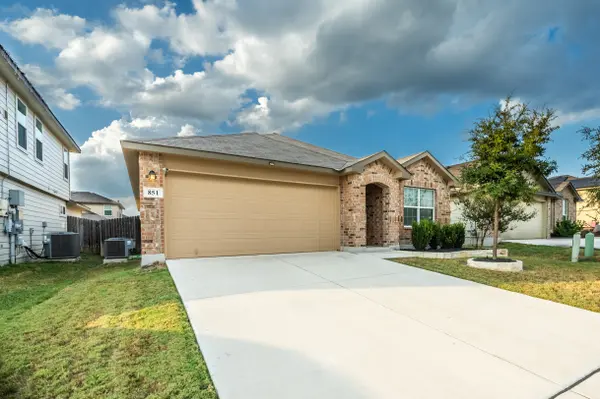 851 House Sparrow, San Antonio Texas 78253,
