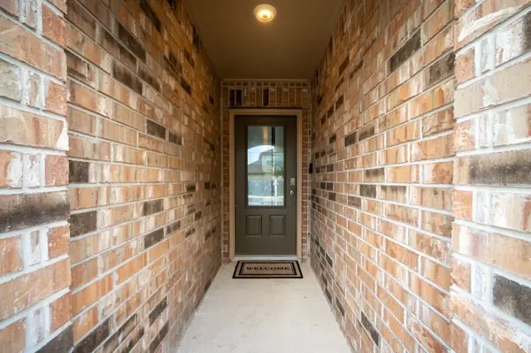 851 House Sparrow, San Antonio Texas 78253,