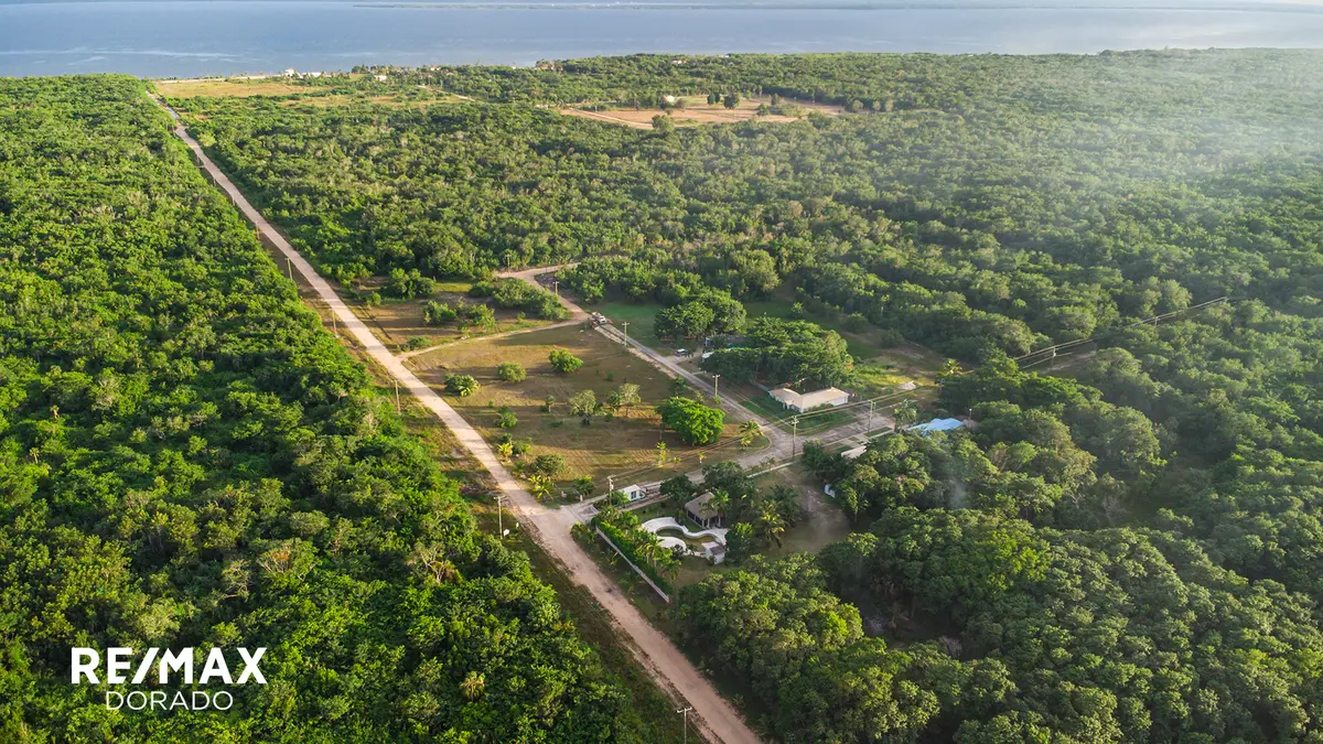 Serenity Road, Corozal Town.,