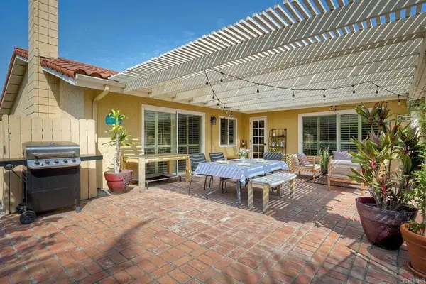 5660 Loping Ln, Bonita, CA 91902