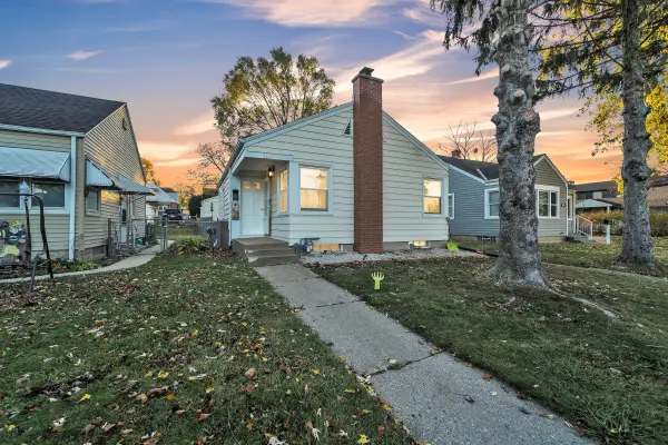 3264 S 24th St, Milwaukee, WI 53215-4415