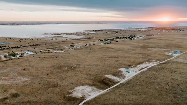 Ogallala, NE 69153,0000 Lake Mac