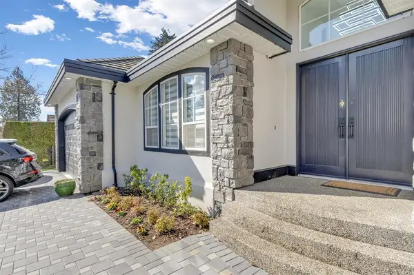 5877 Kettle Cres E, Surrey, BC V3S 8N9