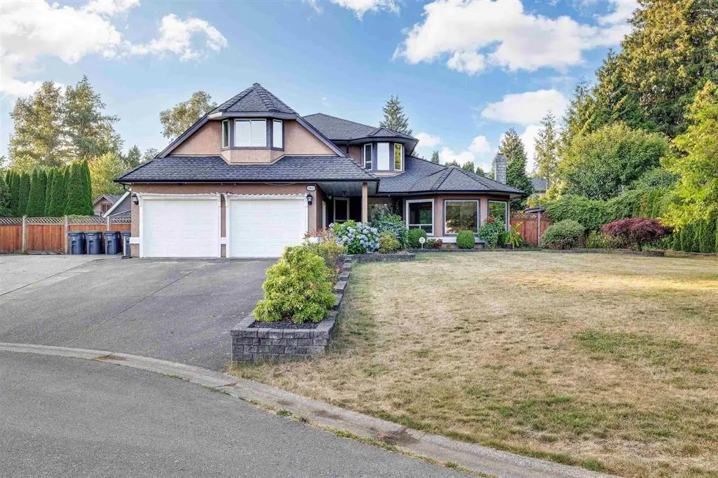 15545 58A Ave, Surrey, BC V3S 4N8