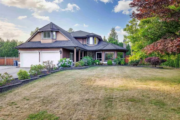 15545 58A Ave, Surrey, BC V3S 4N8