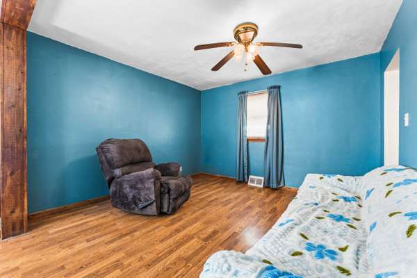 119 Good Ave, New Castle, PA 16102-1617