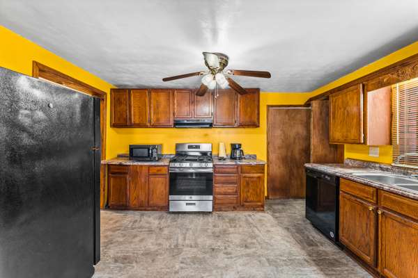 119 Good Ave, New Castle, PA 16102-1617