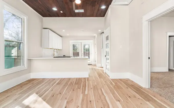 423 Muncey St, San Antonio, TX 78202
