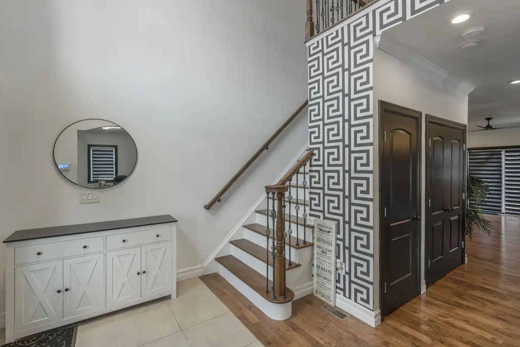 354 Main Ave, Clifton, NJ 07014-1330