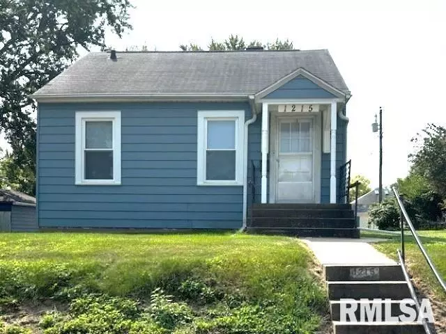 Davenport, IA 52803-1925,1215 E Central Park Ave