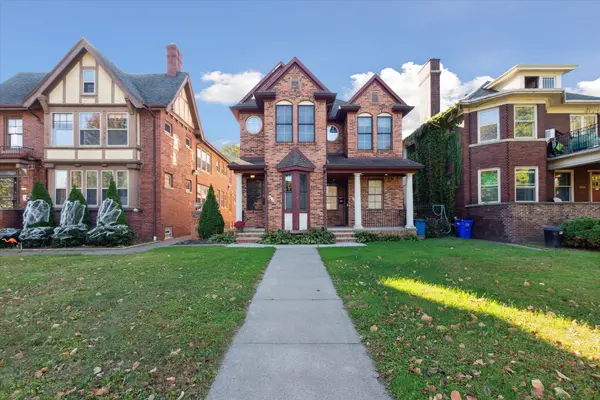 430 Ferry St E, Detroit, MI 48202-3814