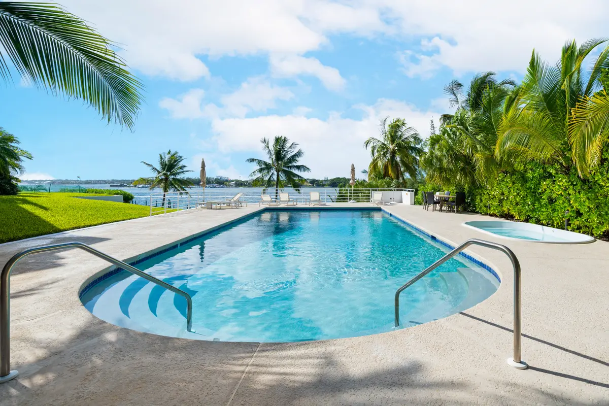 Havenview #8, Paradise Island, Bahamas